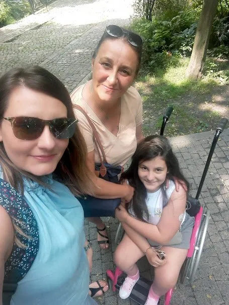 Oliwka babcia, mama i Olka