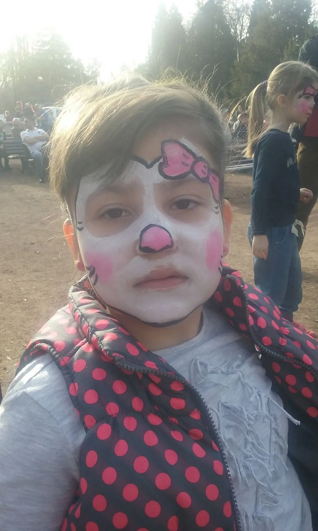 Mała Oliwka: buzia jak Hello Kitty