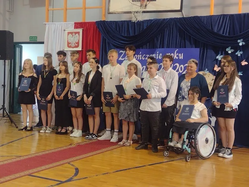 Serce na dłoni i nowa szkoła
